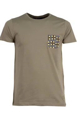 T-shirt girocollo tinta unita con taschino in tessuto fantasia applicato